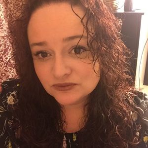 Meet your Posher, Lorna